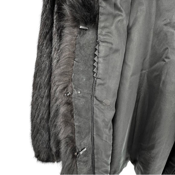 Vintage 1970s Black Mink Coat Real Fur Chanel Style - Picture 7 of 9